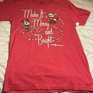 NWT Disney Mickey Minnie Christmas “Make It Merry And Bright” Adult Shirt Small